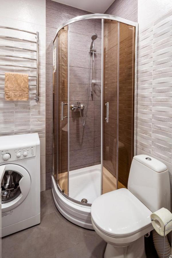 Apartment On Pekarska 15 Lviv Buitenkant foto